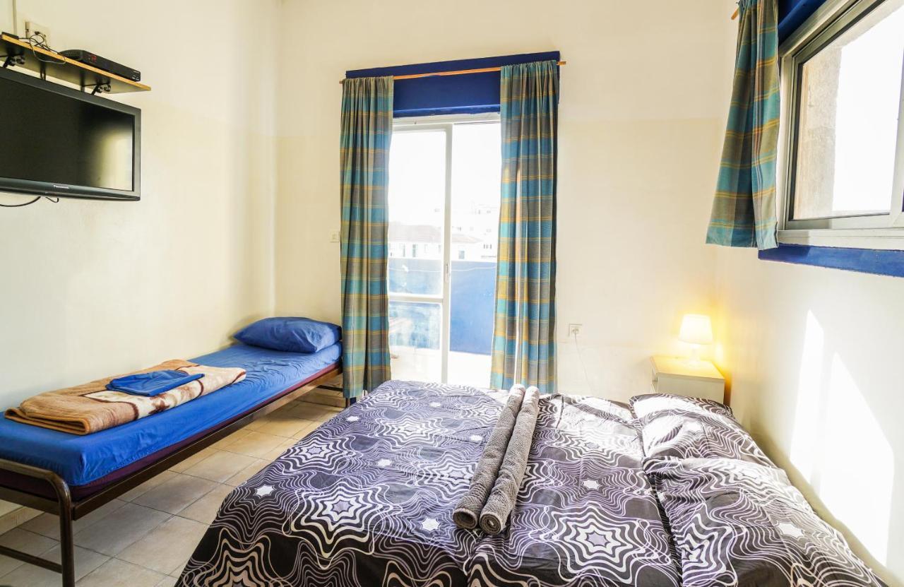Hayarkon Hostel Тель-Авив Экстерьер фото