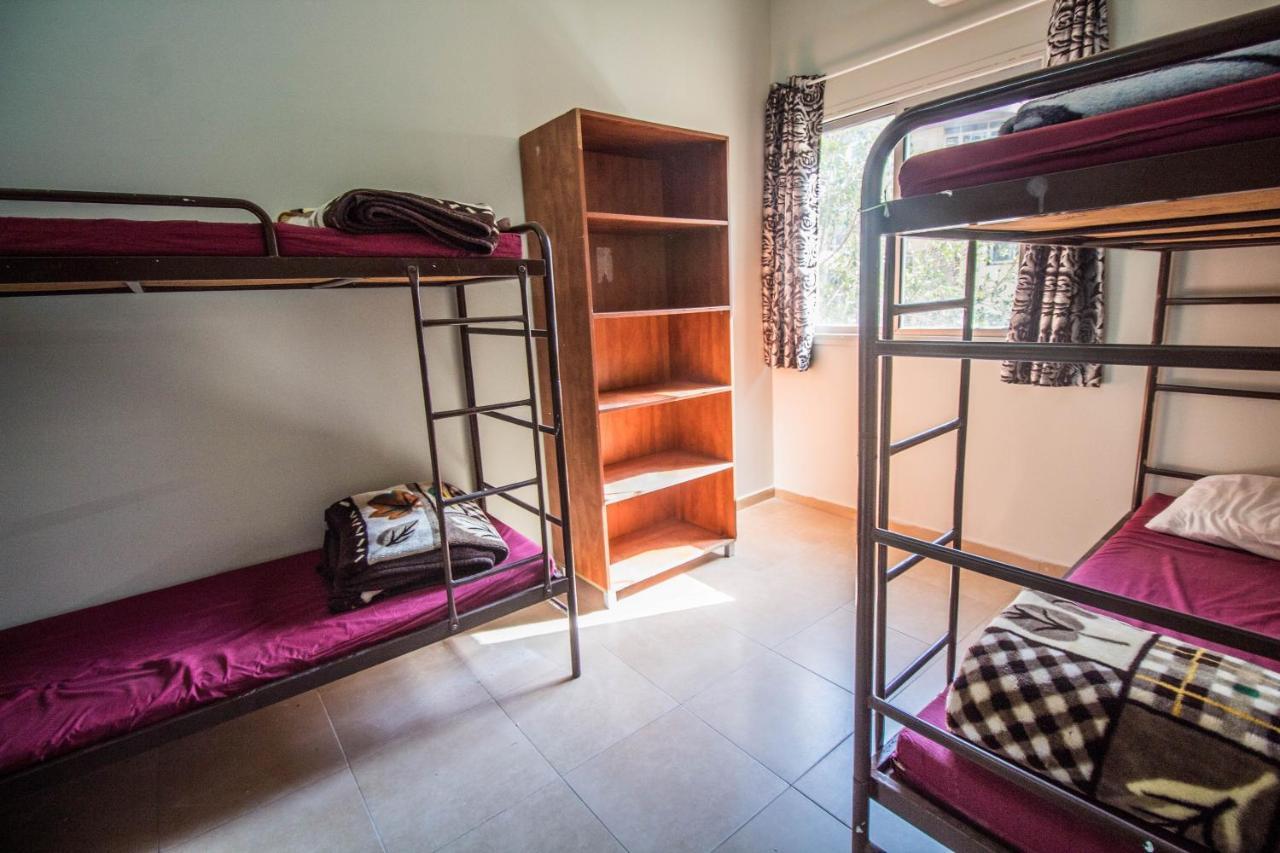 Hayarkon Hostel Тель-Авив Экстерьер фото