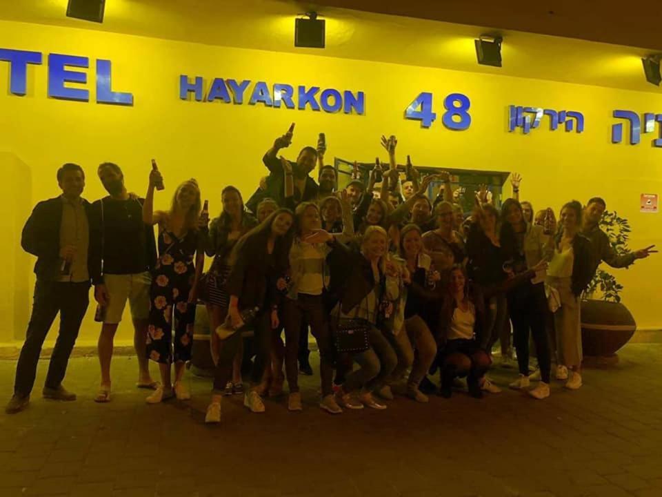 Hayarkon Hostel Тель-Авив Экстерьер фото